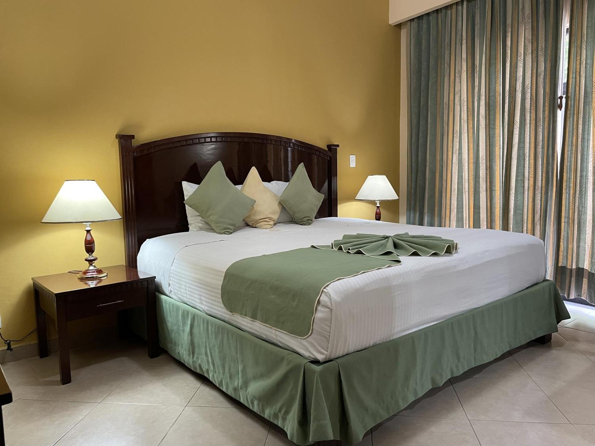 Hotel Centenario Iguala エクステリア 写真