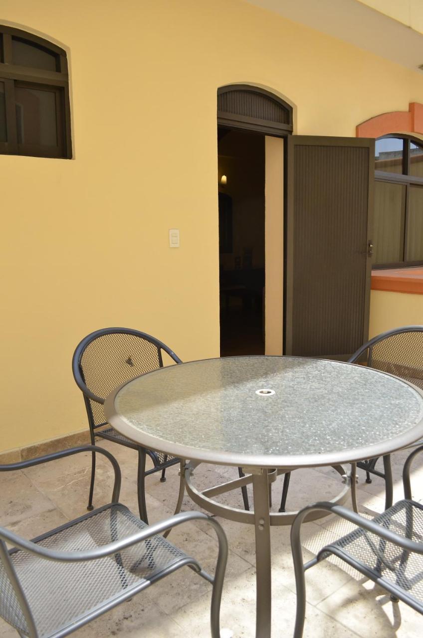 Hotel Centenario Iguala エクステリア 写真